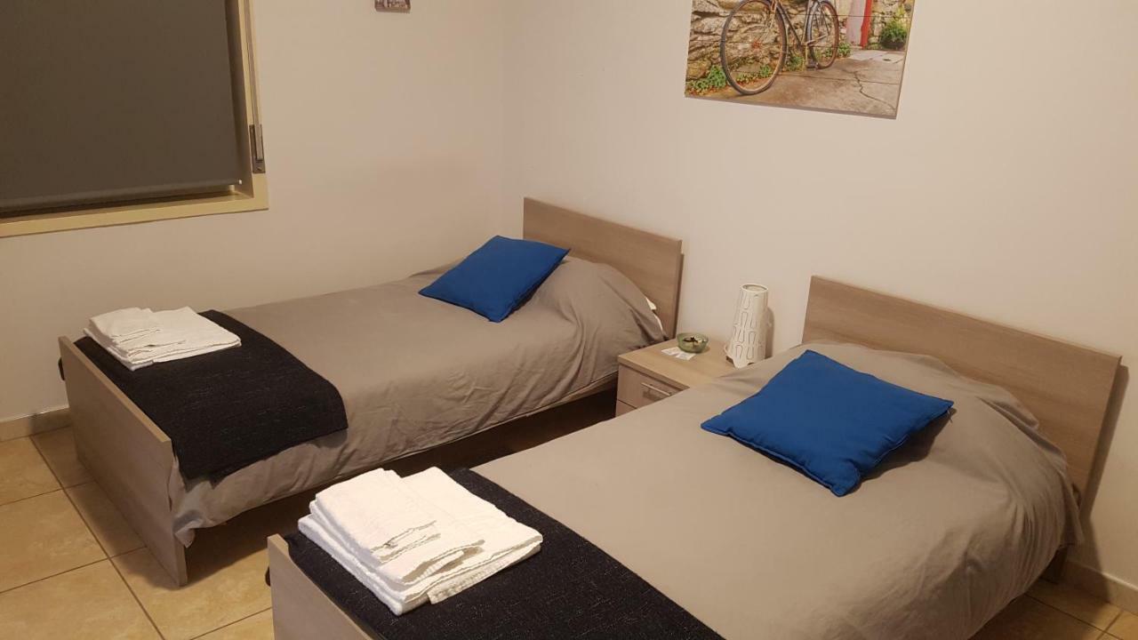 Etna Parking Hotel คาตาเนีย ภายนอก รูปภาพ